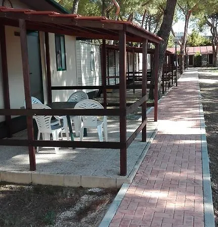 Kompleks wypoczynkowy Villaggio Costa D'argento 3*