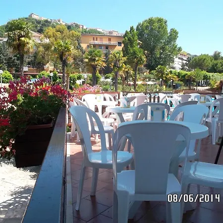 Villaggio Costa D'argento ホリデーパーク