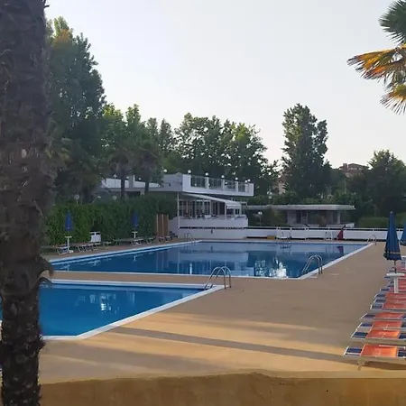 维拉吉奥哥斯达阿根酒店