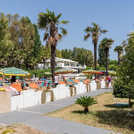 Villaggio Costa D'argento 4*