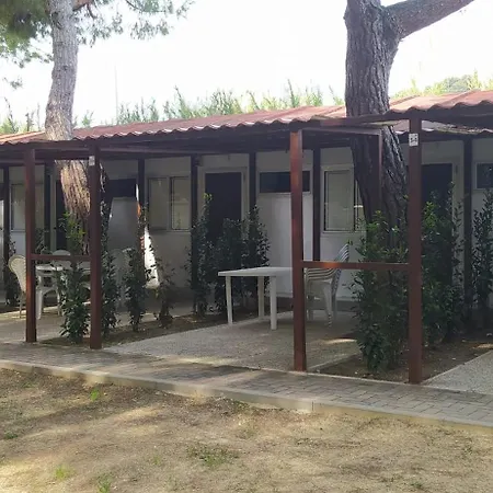 Villaggio Costa D'argento פארק נופש 3*