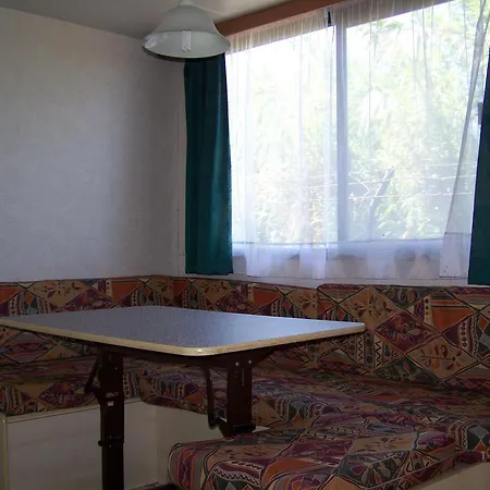 维拉吉奥哥斯达阿根酒店 假日公园