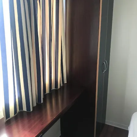 维拉吉奥哥斯达阿根酒店 假日公园 3*